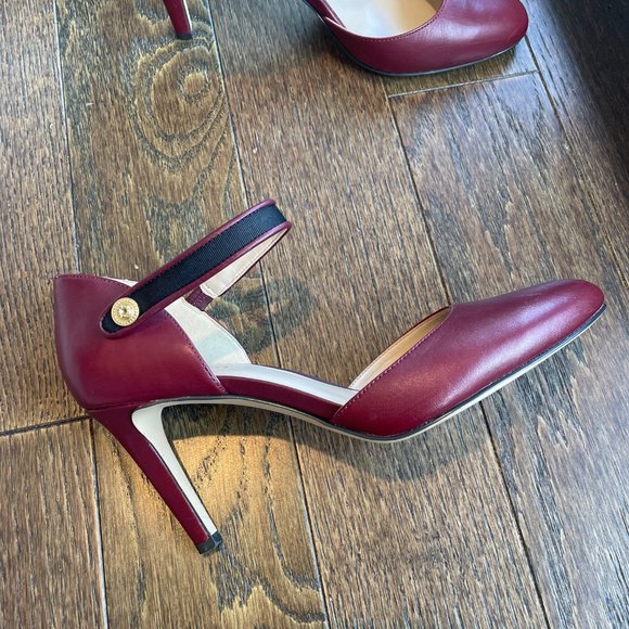 Ankle strap Pumps - Picture 2 of 3